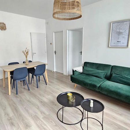 Superbe Appartement 2 Chambres Au Coeur De 波城 外观 照片