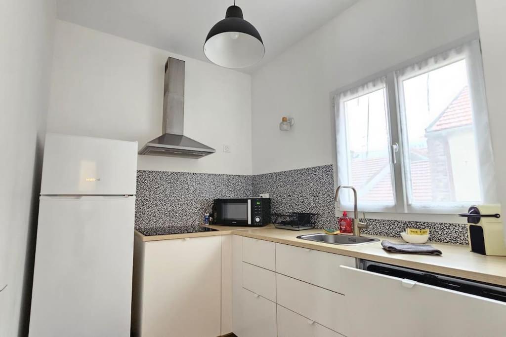 Superbe Appartement 2 Chambres Au Coeur De 波城 外观 照片