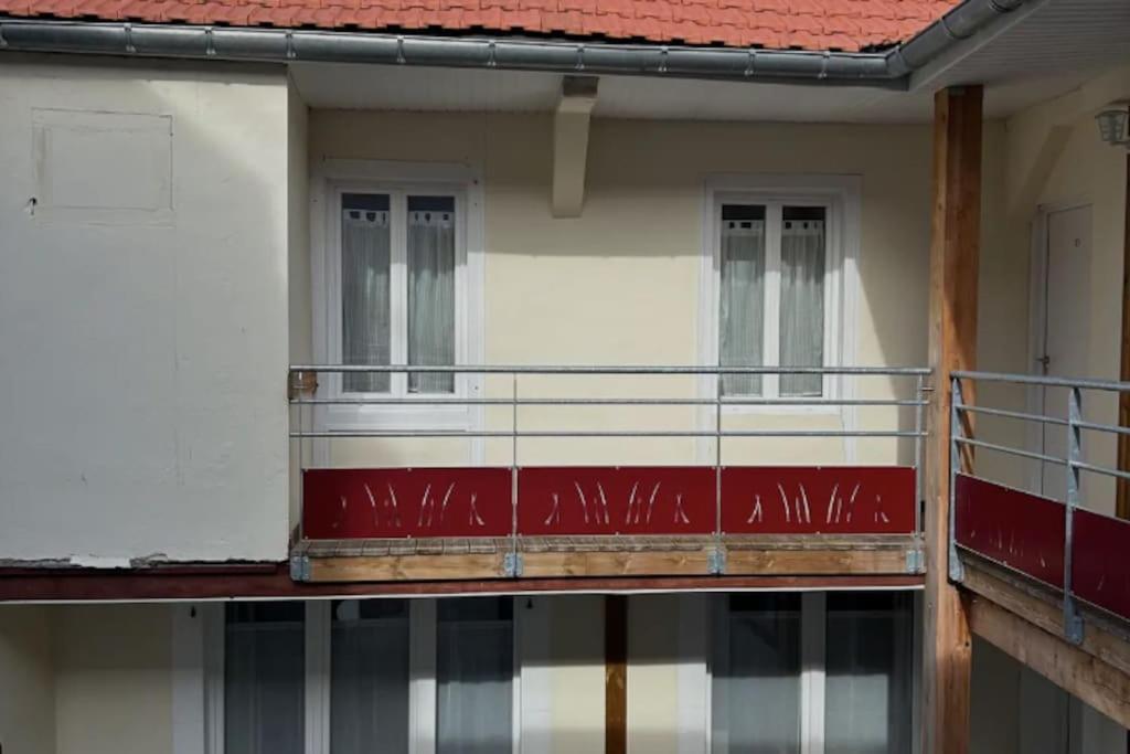 Superbe Appartement 2 Chambres Au Coeur De 波城 外观 照片